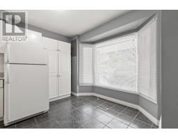 7 ROLLSCOURT GARDENS - 13