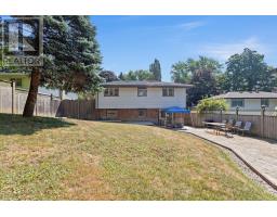 7 ROLLSCOURT GARDENS - 46