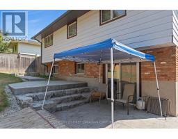 7 ROLLSCOURT GARDENS - 49