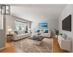 7 ROLLSCOURT GARDENS - 7