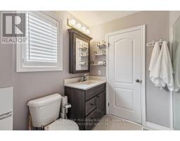 1852 FOXRIDGE CRESCENT - 23