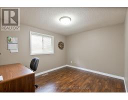 340 CANTERBURY PLACE - 24