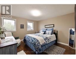 340 CANTERBURY PLACE - 26