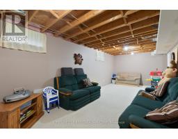 340 CANTERBURY PLACE - 33