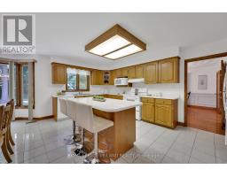 60 BIRCHMOUNT WALK - 11
