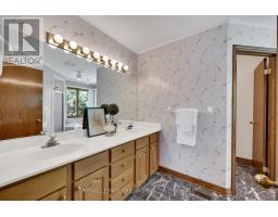 60 BIRCHMOUNT WALK - 28