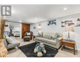 29 APELDOORN CRESCENT - 21