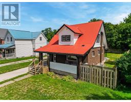 81 HIAWATHA STREET - 23