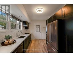 81 HIAWATHA STREET - 9