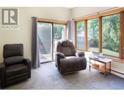 4 BURDOCK COURT - 17