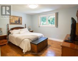 4 BURDOCK COURT - 24