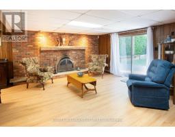 4 BURDOCK COURT - 29