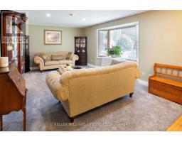 4 BURDOCK COURT - 9