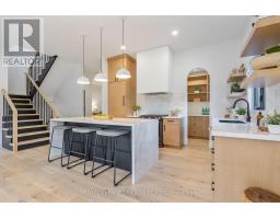 32 ALBERTA STREET - 12