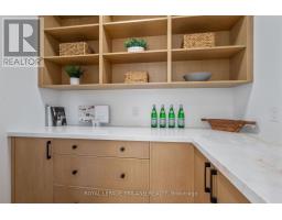 32 ALBERTA STREET - 15