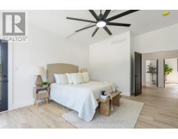 32 ALBERTA STREET - 26