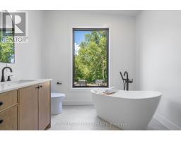 32 ALBERTA STREET - 29
