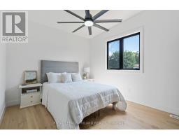 32 ALBERTA STREET - 34