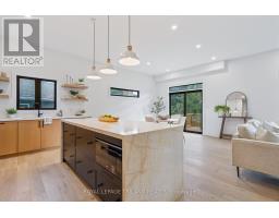 32 ALBERTA STREET - 8