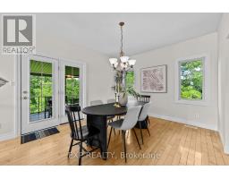 17 HURON STREET N - 13