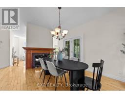 17 HURON STREET N - 14