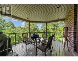 17 HURON STREET N - 16