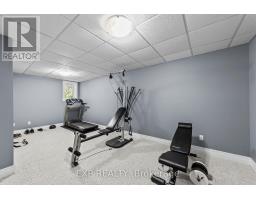 17 HURON STREET N - 37