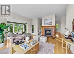 17 HURON STREET N - 6