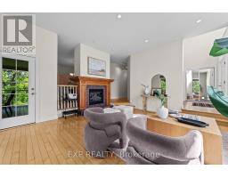17 HURON STREET N - 7
