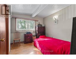 6 OREGON ROAD - 17