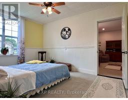 76 SARAH STREET - 16