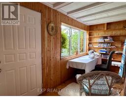 76 SARAH STREET - 3