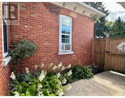 76 SARAH STREET - 34