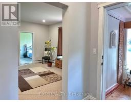 76 SARAH STREET - 8