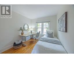 818 TALBOT STREET - 26