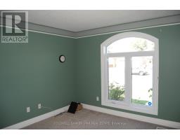 54 TREADWELL STREET - 15