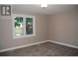 54 TREADWELL STREET - 16