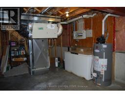 54 TREADWELL STREET - 25