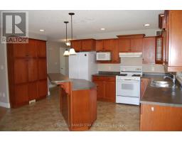 54 TREADWELL STREET - 6