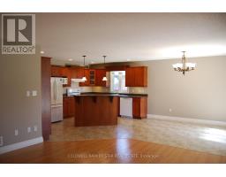 54 TREADWELL STREET - 7