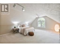 512 RIVERVIEW DRIVE - 32