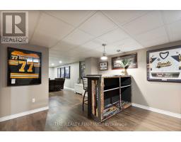512 RIVERVIEW DRIVE - 39