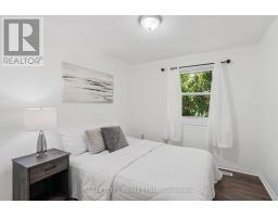 81 - 1247 HURON STREET - 20
