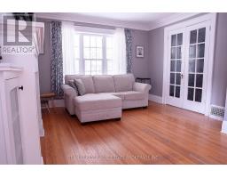 530 HALE STREET - 4