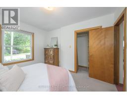 15 OAK STREET - 17