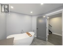 697 BARKER STREET - 45