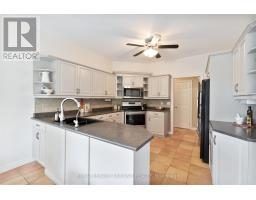 45 STEPHEN MOORE DRIVE - 16