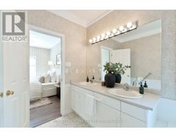 45 STEPHEN MOORE DRIVE - 21