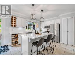 109 FAIRLANE AVENUE - 12