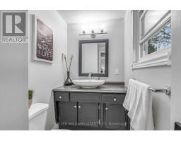 109 FAIRLANE AVENUE - 26